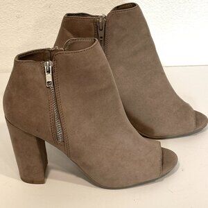 Material Girl McArena Ankle Boots Open Toe Block Heel Dark Taupe Suede Size 7M
